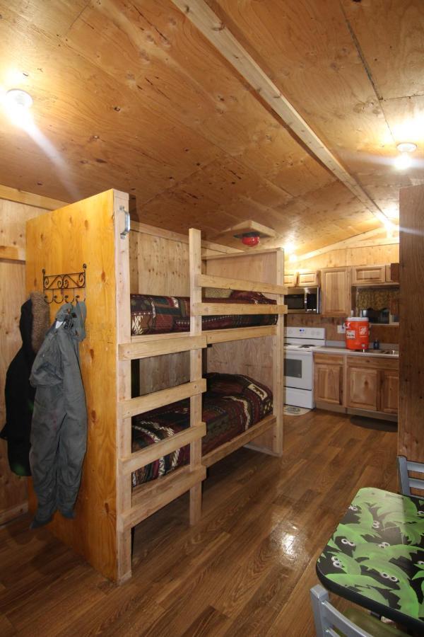 Alaskan Adventure Dry Cabins Pleasant Valley エクステリア 写真